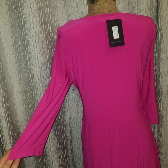 Rekucci Women's Flippy Fit N' Flare Dress with 3/4 Sleeves - Picture 11 of 14